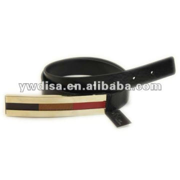 Narrow Plain Leather Belt With Special Buckle